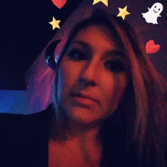 Posh Ambassador Sarah - Picture 9 of 9